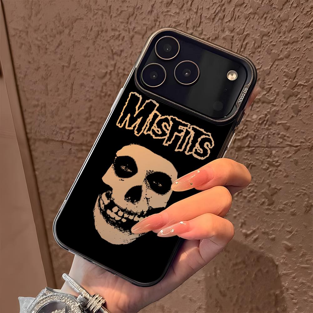 Funda Misfits para iPhone 17 1 - Apple Iphone 15 Pro Max reseña y precio